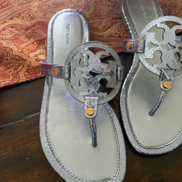 Tory Burch Miller Metallic Embossed snake in laguna blue,Size 9BNIB,MSRP$198, - Picture 4 of 4